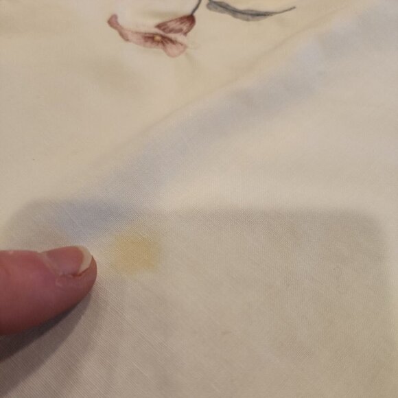 Vintage Embroidered Cross Stitch Tablecloth 116”x66” with 12 Matching Napkins - Picture 9 of 11